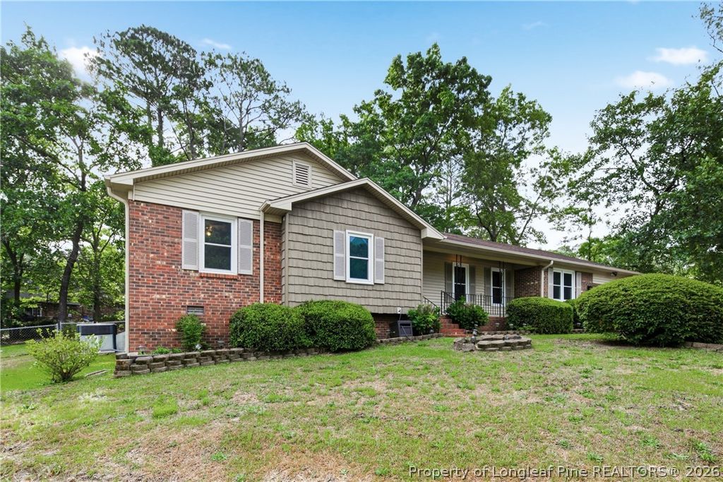 1712 Valley Ridge Drive, Fayetteville, NC 28303 — photo 3