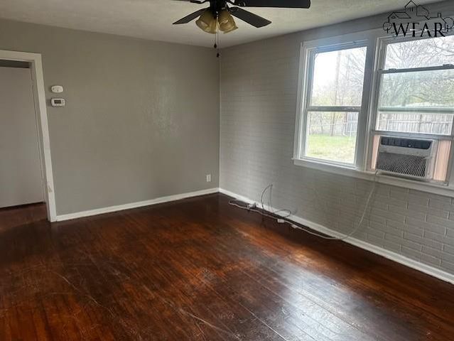 1043 E WENONAH AVENUE, Wichita Falls, TX 76309