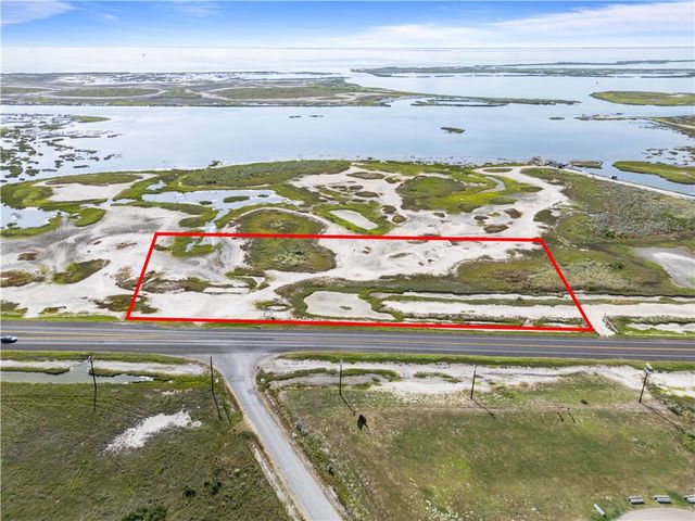 3312 HWY 35 S, Rockport, TX 78382