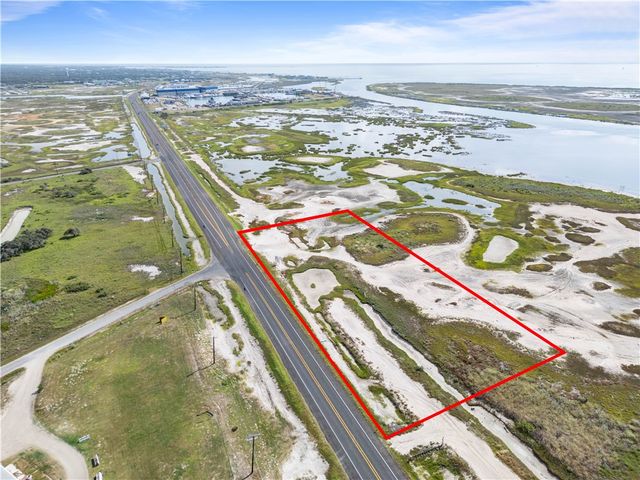 3312 HWY 35 S, Rockport, TX 78382