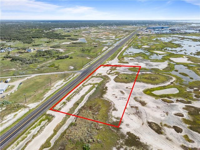 3312 HWY 35 S, Rockport, TX 78382