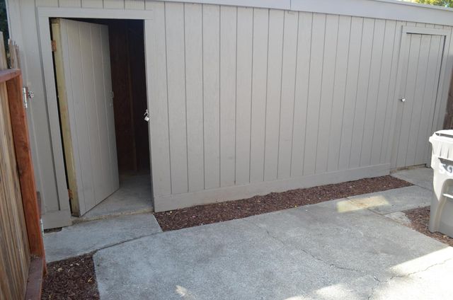 5919 Bamford Dr, Sacramento, CA 95823