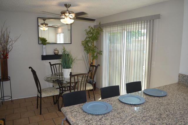 5919 Bamford Dr, Sacramento, CA 95823