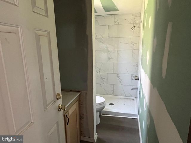 68 GAIL DR, Martinsburg, WV 25403