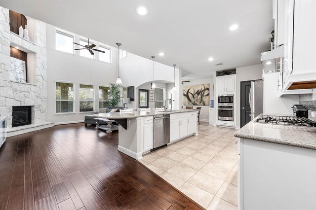 2326 Ashley Falls Lane, League City, TX 77573