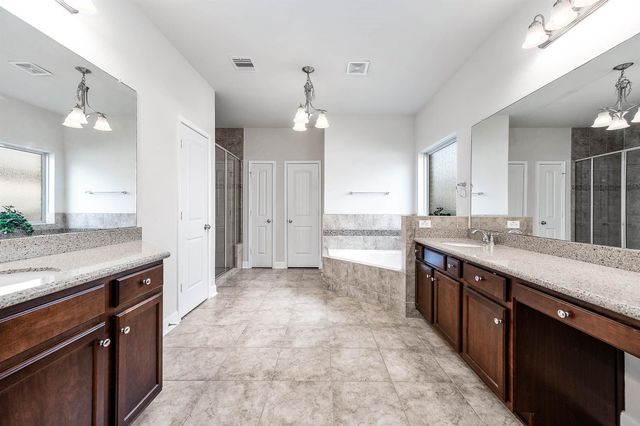 2326 Ashley Falls Lane, League City, TX 77573