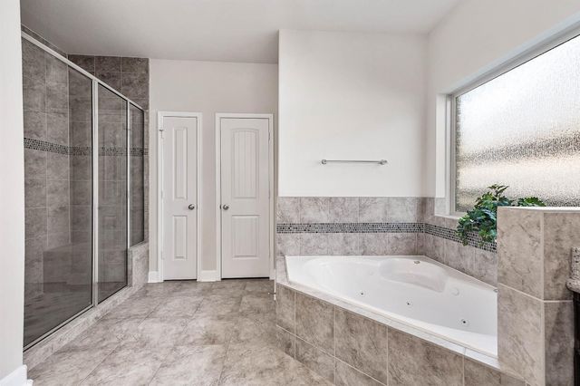2326 Ashley Falls Lane, League City, TX 77573