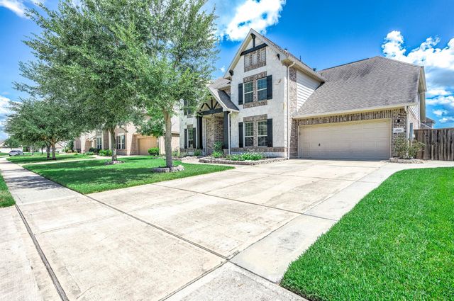 2326 Ashley Falls Lane, League City, TX 77573