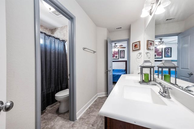 2326 Ashley Falls Lane, League City, TX 77573