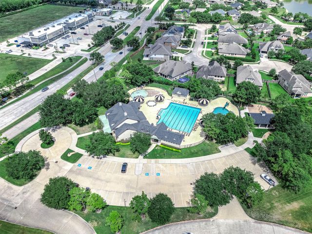 2326 Ashley Falls Lane, League City, TX 77573