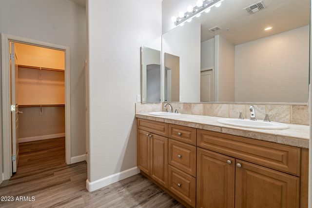 19475 N GRAYHAWK Drive 1105, Scottsdale, AZ 85255