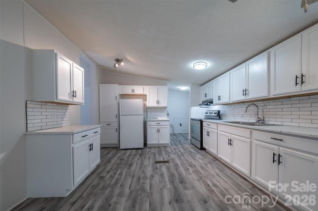 117 Apricot Lane 193-194, Statesville, NC 28677
