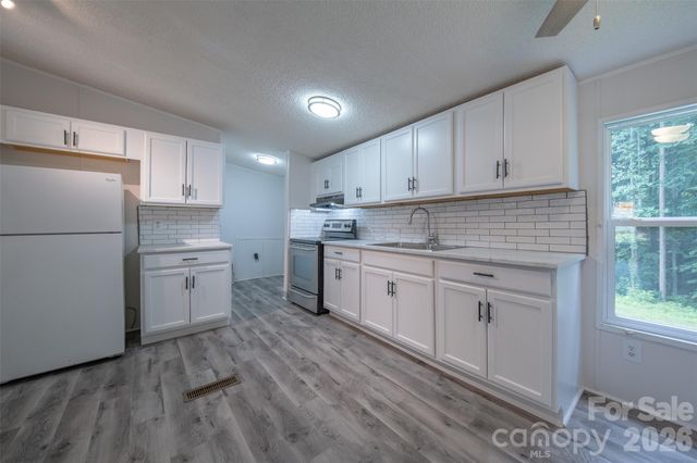 117 Apricot Lane 193-194, Statesville, NC 28677