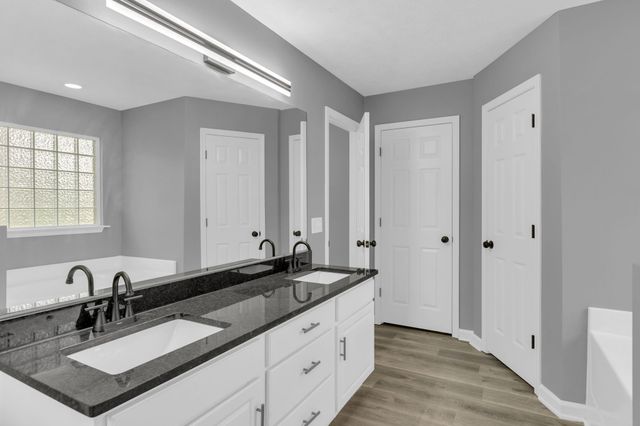 121 Buena Vista Ct, Nashville, TN 37218