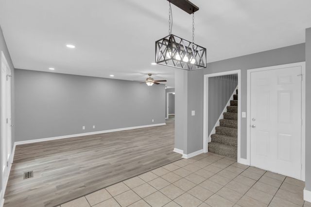 121 Buena Vista Ct, Nashville, TN 37218