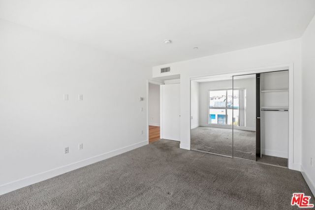 1301 Brockton Avenue 106, Los Angeles, CA 90025