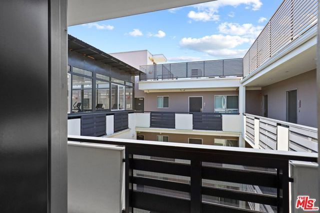 1301 Brockton Avenue 106, Los Angeles, CA 90025