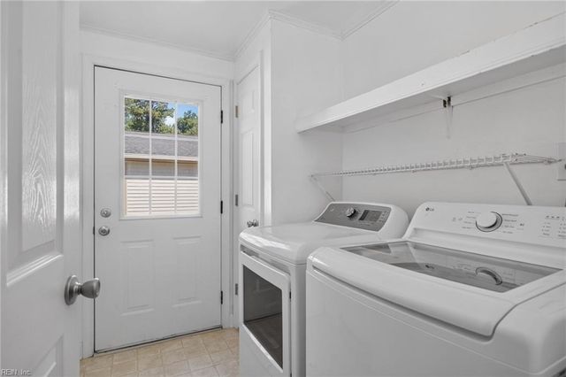 105 Cavalier DR, Yorktown, VA 23692