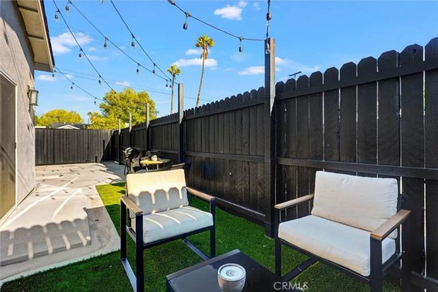 8612 Mason, Winnetka, CA 91306