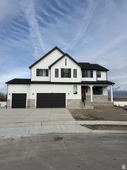 242 N HUSKER LN #8, Saratoga Springs, UT 84043