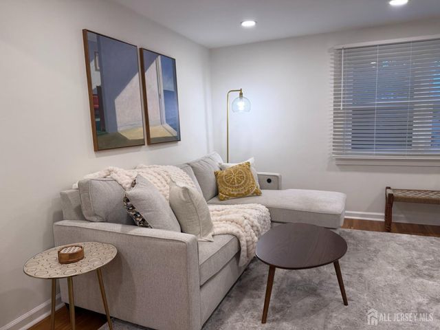 201 High Street, Metuchen, NJ 08840