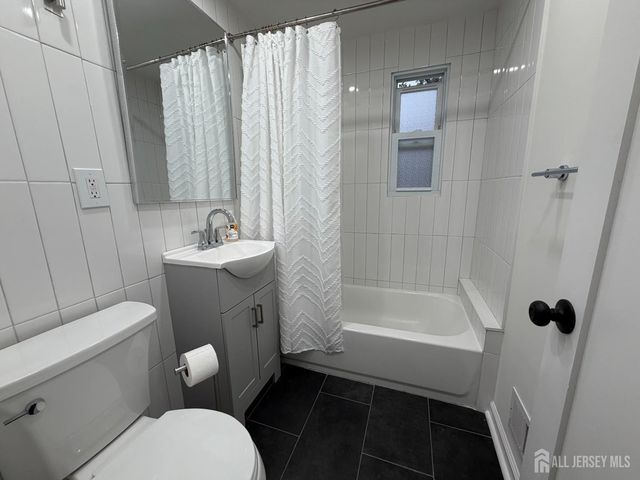 201 High Street, Metuchen, NJ 08840