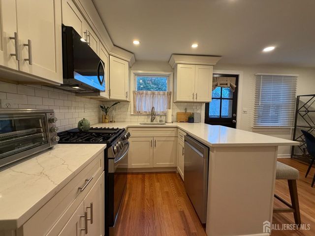 201 High Street, Metuchen, NJ 08840