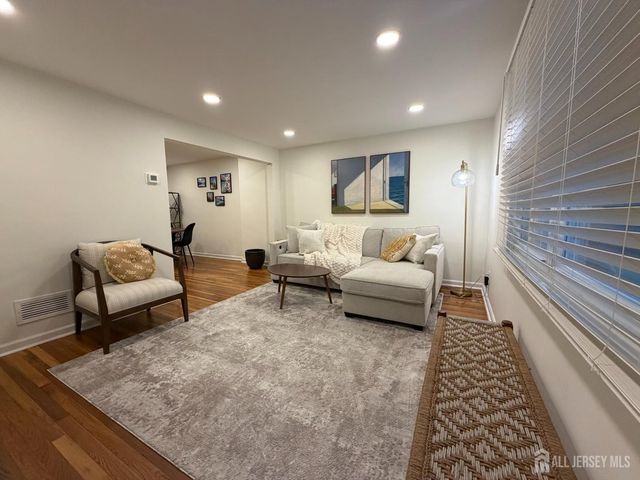 201 High Street, Metuchen, NJ 08840
