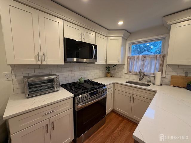 201 High Street, Metuchen, NJ 08840