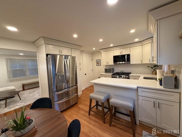 201 High Street, Metuchen, NJ 08840