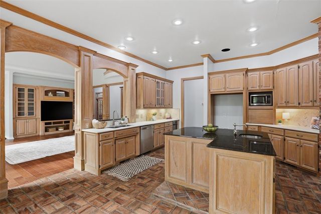 1700 Normal Hill, Edmond, OK 73034