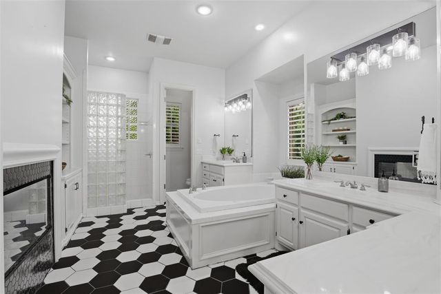 1700 Normal Hill, Edmond, OK 73034