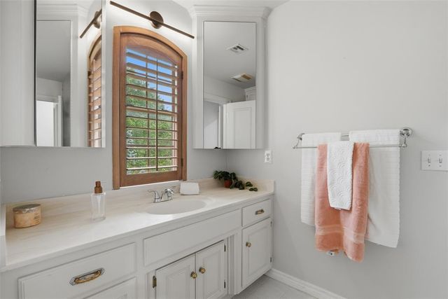 1700 Normal Hill, Edmond, OK 73034