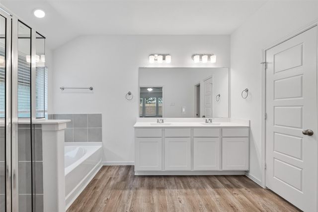 3402 Rolling River Drive, Baytown, TX 77521