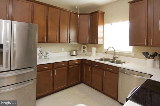 500 HARVEST DR, Blandon, PA 19510