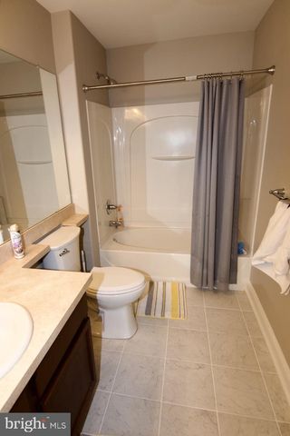 500 HARVEST DR, Blandon, PA 19510