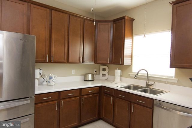 500 HARVEST DR, Blandon, PA 19510