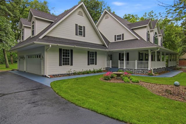 5640 Wild Rose Lane, Eau Claire, WI 54701