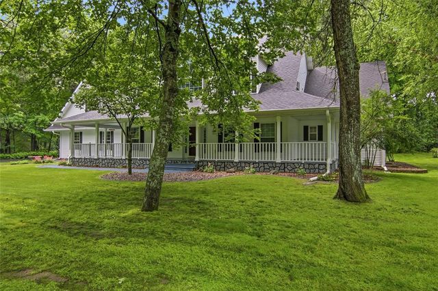 5640 Wild Rose Lane, Eau Claire, WI 54701