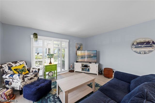 248 Palm DR 3, Naples, FL 34112