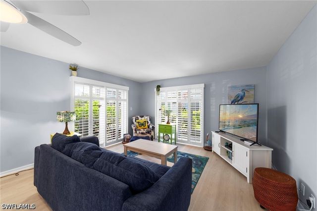 248 Palm DR 3, Naples, FL 34112