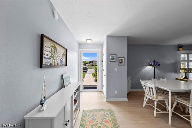 248 Palm DR 3, Naples, FL 34112