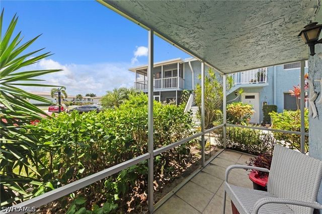 248 Palm DR 3, Naples, FL 34112