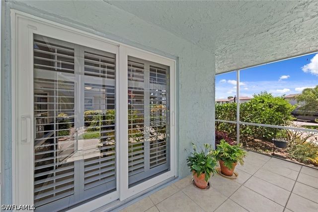 248 Palm DR 3, Naples, FL 34112
