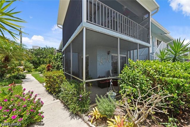 248 Palm DR 3, Naples, FL 34112