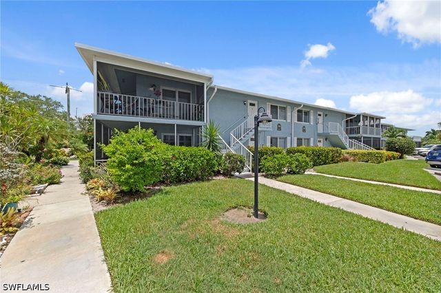248 Palm DR 3, Naples, FL 34112