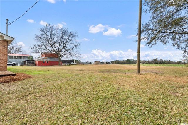 2547 Old Stage Rd., Mullins, SC 29574