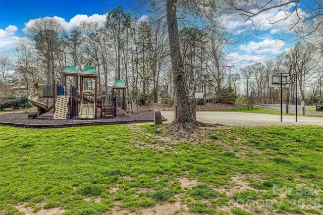36 Timberidge Drive, Lake Wylie, SC 29710