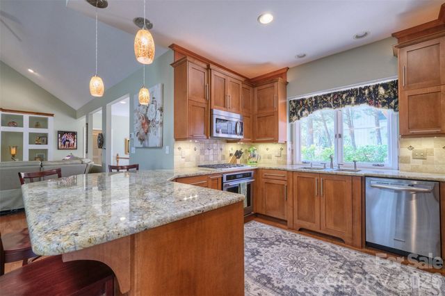 36 Timberidge Drive, Lake Wylie, SC 29710