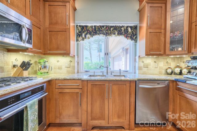 36 Timberidge Drive, Lake Wylie, SC 29710